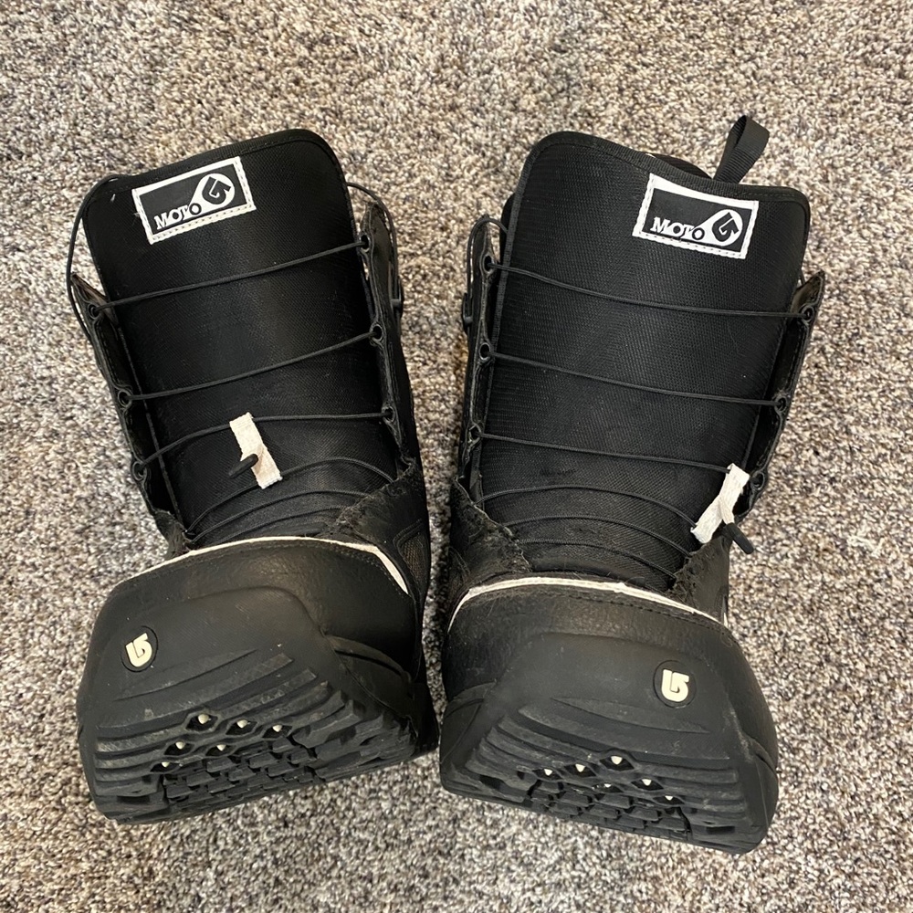 Burton Moto snowboard boots